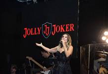 Jolly Joker Adana Funda Arar konseriyle açıldı